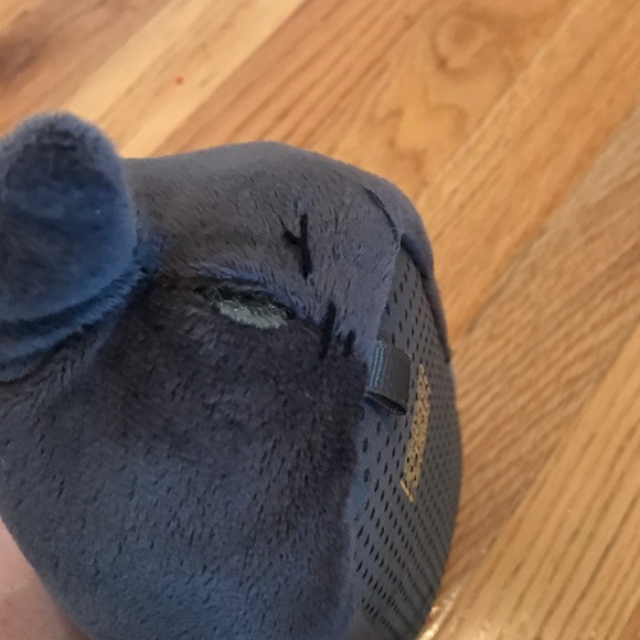 Boy’s Shark 🦈 Slippers Size 1 1/2 - 2 1/2 - Picture 6 of 8